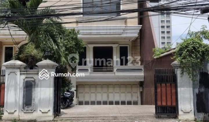 Dijual cepat Ruko bagus Zona Komersial di Kebayoran Baru 1
