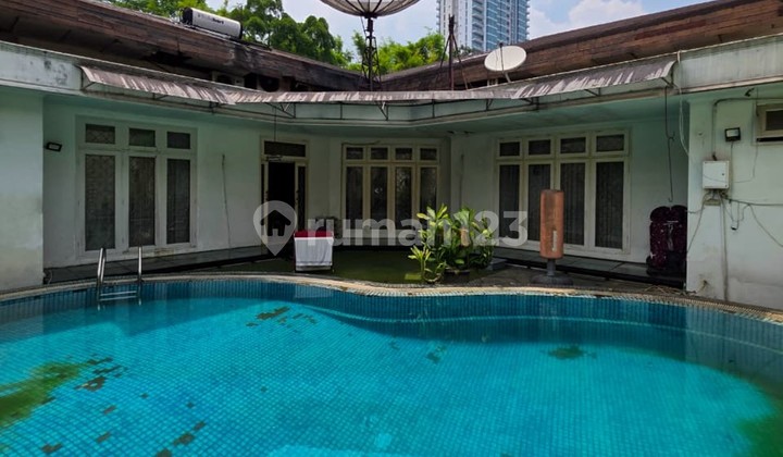 Luxury Well-Maintained House for Sale in Brawijaya 2