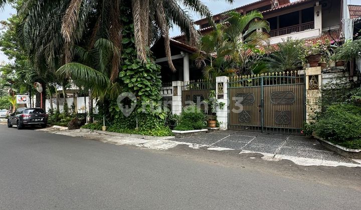 Turun Harga! Rumah Mewah Di Kebayoran Baru