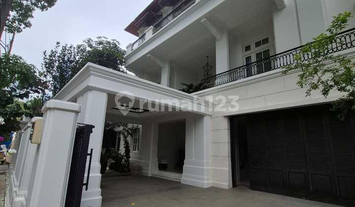 For Sale – Rumah Mewah 3 Lantai Di Kuningan, Jakarta Selatan For Sale – Rumah Mewah 3 Lantai Di Kuningan, Jakarta Selatan
