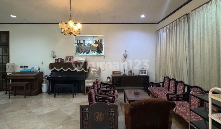 Rare Unit! Dijual Rumah Lama Hitung Tanah Di Kebayoran Baru 2