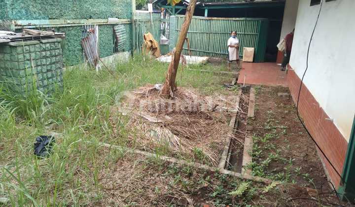 Dijual Rumah Lama Hitung Tanah – Cipete, Jakarta Selatan Dijual Rumah Lama Hitung Tanah – Cipete, Jakarta Selatan