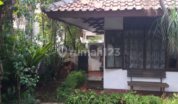 Dijual – Rumah Huk Di Lokasi Premium & Strategis Dijual – Rumah Huk Di Lokasi Premium & Strategis