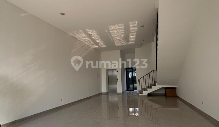 Studio Loft Iconix 4 Floors with Elevator in BSD 2