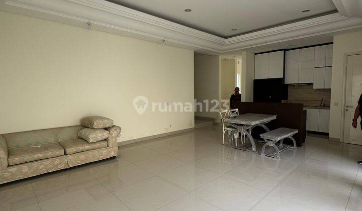 Disewakan Rumah Siap Huni, At Cluster De Park De Maja  Bsd 2