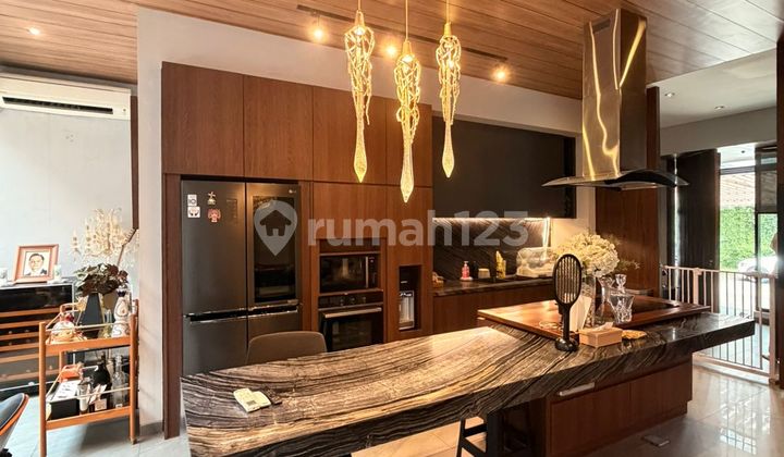 Rumah Mewah Full Furnish 2 Lantai di Alam Sutera 2