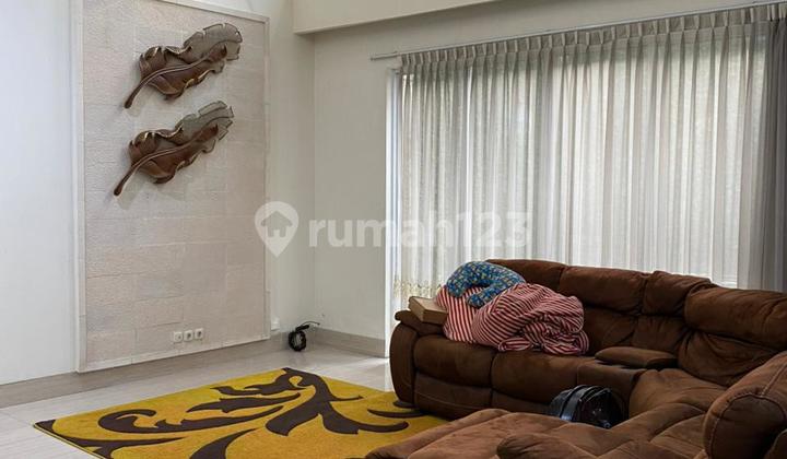 Disewakan Rumah Bagus, Lingkungan Asri, di The Green Bsd 2