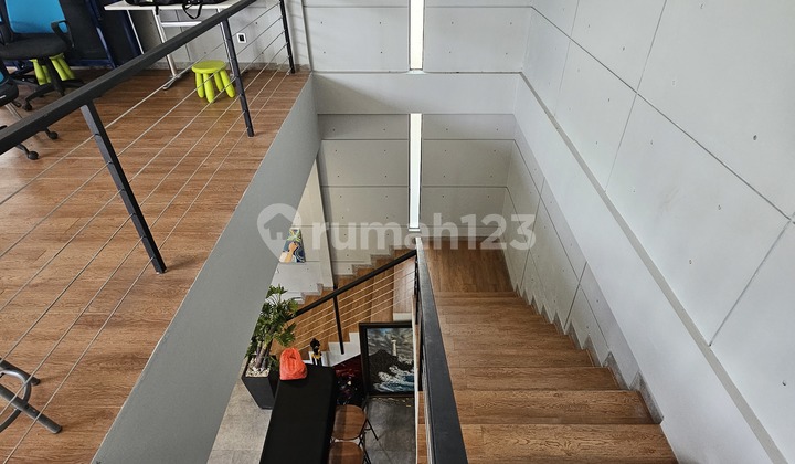 Dijual Rumah Direct View Danau di Cluster Scarlet Gading Serpong 2