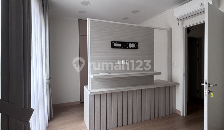 Disewakan Rumah Rapi, Siap Huni, 7X12 Tinggal Bawa Koper, di Agnesi Gading Serpong