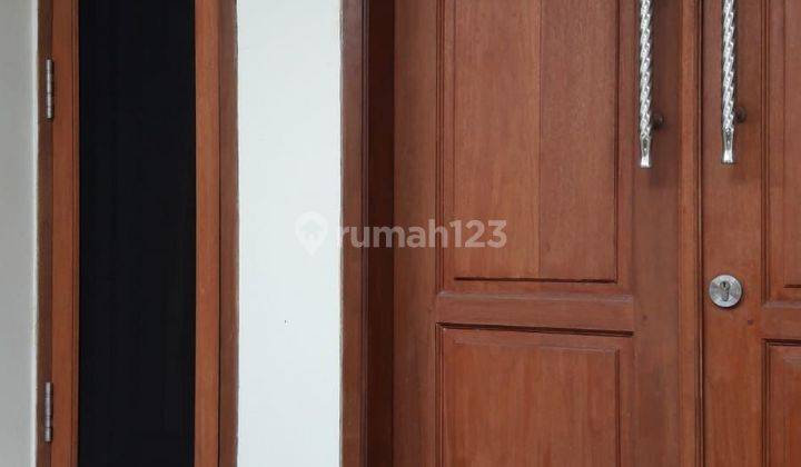 Dijual cepat rumah lokasi jatiasih...By : Tini Ruang Usaha 1