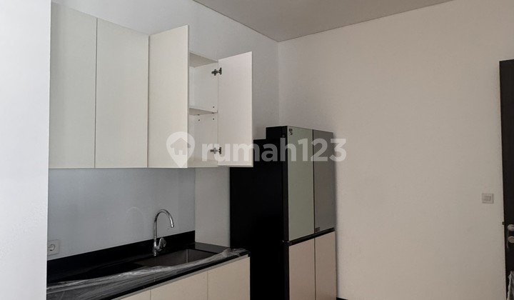 Rumah Brand New 3 Lantai (9X16) di Hiera Welton Bsd City 2