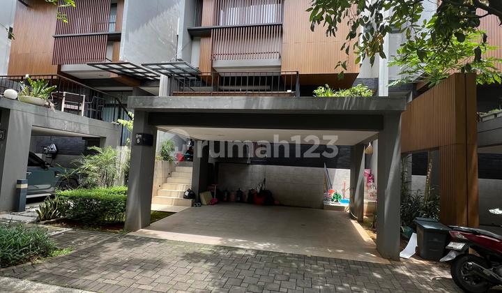 Dijual Rumah 2,5 Lantai Semi Furnished di Caelus Greenwich Park BSD