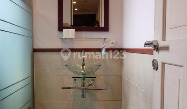 For Sale Beautiful House with Furniture Ready to Occupy Victoria River Park Cluster BSD 2