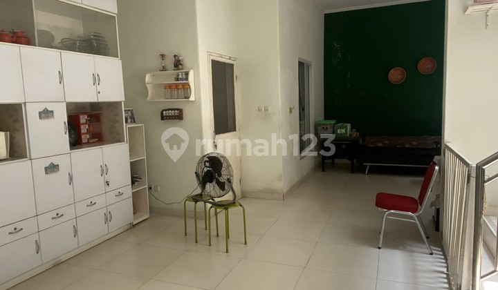 Rumah Sangat Terawat Bangunan Full Renov Uk. 238,5 M2 di Anggrek Loka Sektor 2.1 Blok B,Bsd Rumah Sangat Terawat Bangunan Full Renov Uk. 238,5 M2 di Anggrek Loka Sektor 2.1 Blok B,Bsd