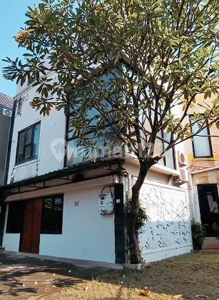 For Sale Beautiful Exclusive Residential Building Suitable for Office in Jagakarsa, South Jakarta
