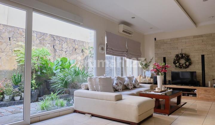 For Sale Beautiful House with Furniture Ready to Occupy Victoria River Park Cluster BSD