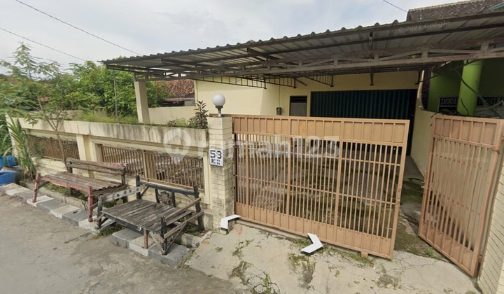 Gudang di Daerah Karangroto 1