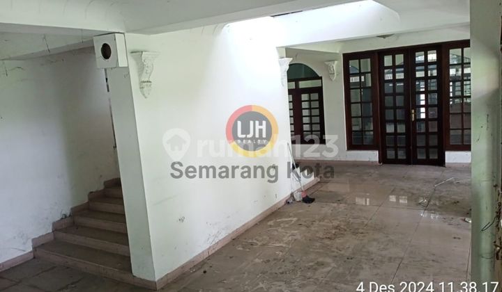 Building Suitable for Business in Siranda Building Suitable for Business in Siranda