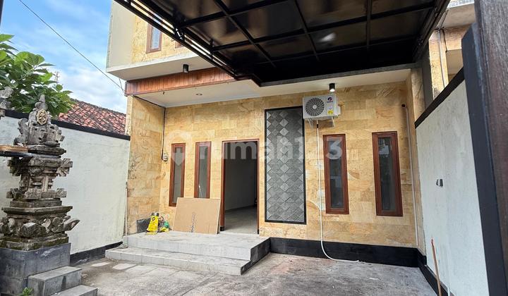 Sewakan Rumah 2 Lantai di Mertasari Sidakarya