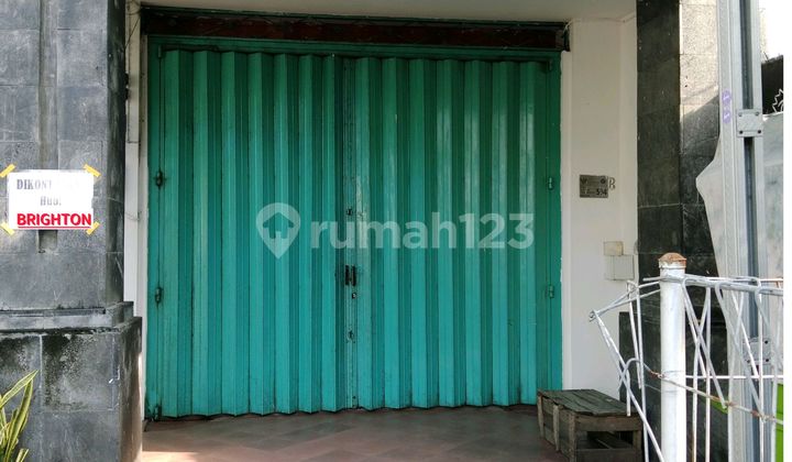 For Rent: 3-Story Shop House on Sesetan Main Road 2