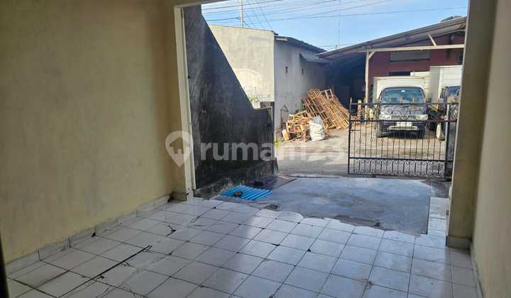 Sewakan Rumah 1 Lantai di Pulau Moyo 2