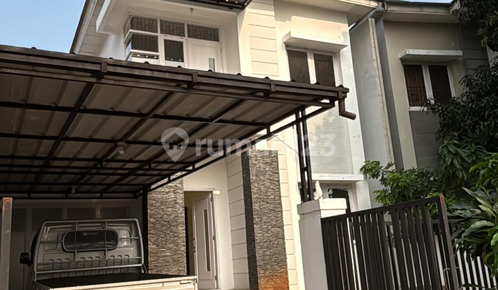 For Sale: Grand Wisata House, 2 Floors, 3 Bedrooms, Land Area 200m2, SHM Certificate, Eligible for Mortgage, 24-Hour Security, Direct Access to Tambun Toll Road, Grand Wisata Bekasi 2