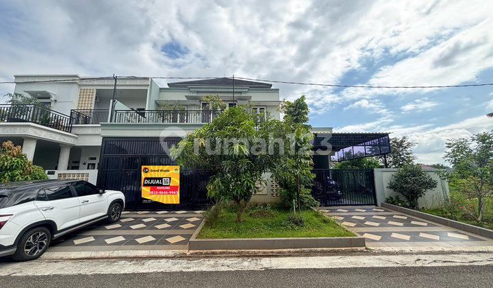 Dijual Rumah Hook 2 Lantai Area Grand Wisata Luas 404m2, 100m dari Masjid Besar Izzatul, Sekolah Al-Azhar, IPEKA, Bisa KPR, Akses Tol Tambun Grand Wisata Bekasi