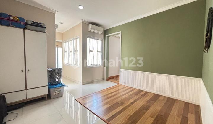 Dijual Rumah Cerryville Boulevard 2 Lantai , Luas 160m², 4+1 Kamar Tidur, SHM, Memiliki 2 Facade Sehingga Terkoneksi Dalam Cluster, Cocok Untuk Tempat Tinggal dan Usaha Bisa KPR Grandwisata Bekasi 1