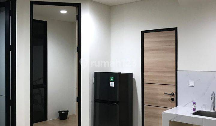 Disewakan Rumah Semi Furnished 3 Kamar Tidur Lippo Cikarang 2