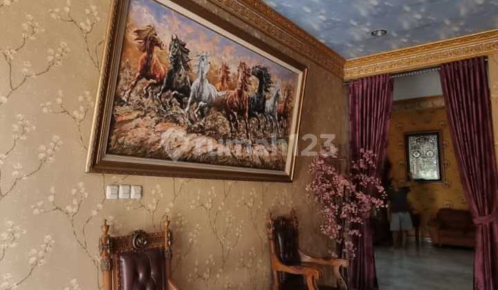 Dijual Rumah Hook 2 Lantai View Taman 8 Kamar Tidur Luas Tanah 308 M2 Akses Langsung Tol Tambun Grand Wisata Bekasi 2