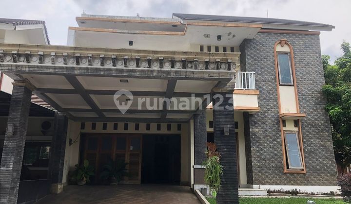Dijual Rumah Hook 2 Lantai View Taman 8 Kamar Tidur Luas Tanah 308 M2 Akses Langsung Tol Tambun Grand Wisata Bekasi 1