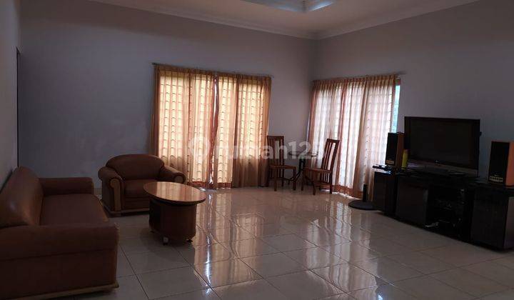 Dijual Villa Luas 342 M2 di Cipanas 2