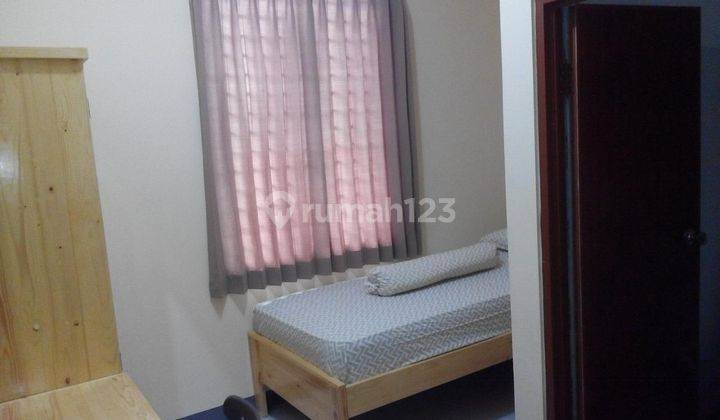 Dijual Rumah 3 Lantai Full Furnished 24 +2 Kamar Tidur untuk Kost an di Lippo Cikarang 2