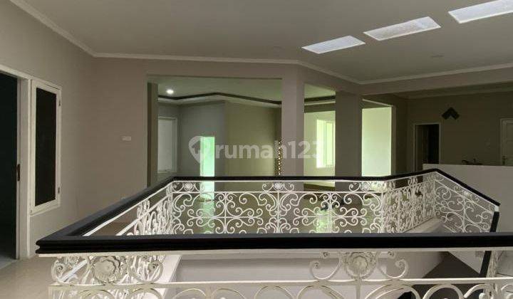 Dijual Rumah Villa Galaxy 2 Lantai, 4 Kamar Tidur Luas Tanah 304 M2, View Taman, Bisa Kpr, Galaxy Jaka Setia Kota Bekasi 1