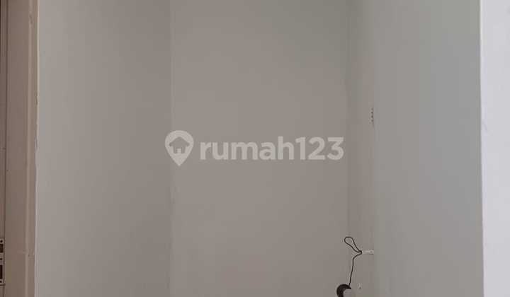 For Rent: 1-Story House, 120m2, 3 Bedrooms in 24-Hour Security Compound, Antapani Bandung 2