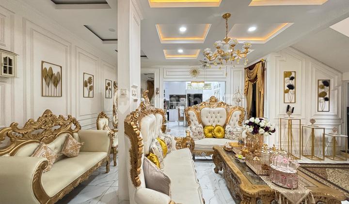 Disewakan Rumah Grand Wisata 3 Lantai, 6 Kamar Tidur, Full Furnished, 100m dari Mall Living World, Akses Langsung Tol Tambun Grand Wisata Bekasi Disewakan Rumah Grand Wisata 3 Lantai, 6 Kamar Tidur, Full Furnished, 100m dari Mall Living World, Akses Langsung Tol Tambun Grand Wisata Bekasi
