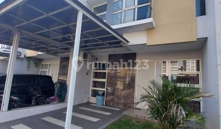 Disewakan Rumah Siap Huni 2 Lantai 3 Kamar, Strategis Dekat Mall Living, Akses Langsung Tol Tambun Dalam Cluster di Grand Wisata