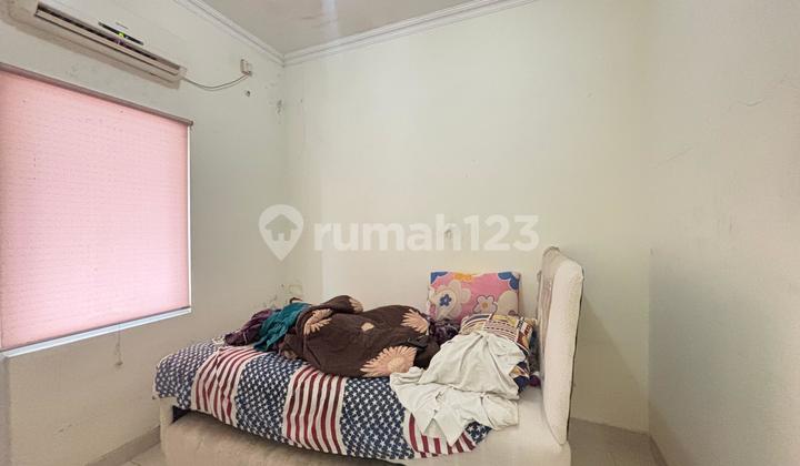 Disewakan Rumah Grand Wisata 2 Lantai, Kamar 2+1, Siap Huni, Bebas Banjir, Keamanan 24 Jam, 1,5KM dari Mall Living World, Akses Langsung Tol Tambun Grand Wisata Bekasi 2