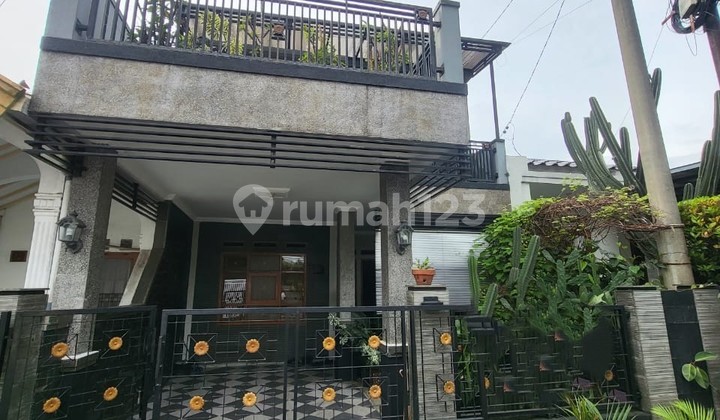 For Rent 2-Story House, 120m2 Area, 4 Bedrooms, Suitable for Residence/Office, Semi-Furnished Ready to Occupancy, in 24-Hour Security Complex, in Antapani Bandung