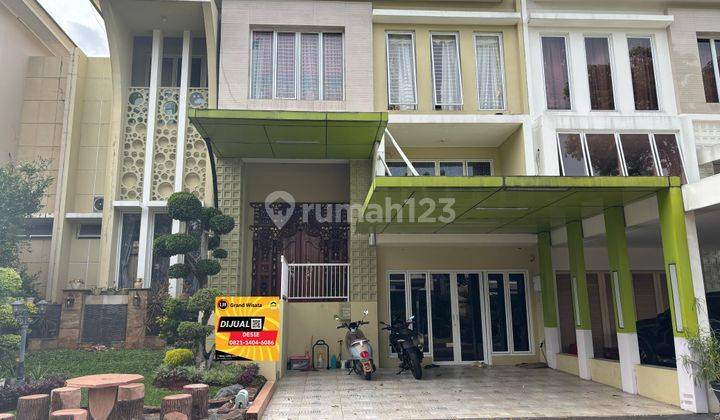 Dijual Rumah Grand Wisata 2,5 Lantai Siap Huni Luas Tanah 240m2 Semi Furnished 200m dari Mall Living World, Akses Langsung Tol Tambun Grand Wisata 2