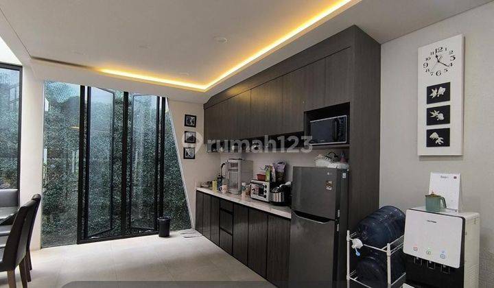 Disewakan Rumah Grand Wisata Full Furnished 2 Lantai Siap Huni Kamar 4, 20 M Dari Sekolah Ipeka Dan Al Azhar, Akses Langsung Tol Tambun Grand Wisata Bekasi 2