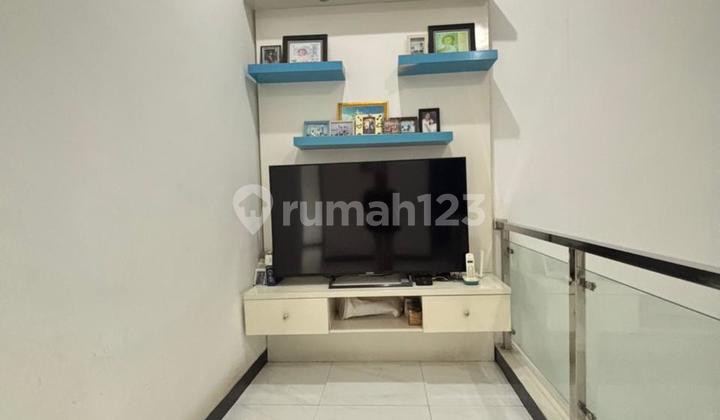 For Sale Summer Festival House, Well-Maintained Ready to Occupy, 2-Story Semi-Furnished, 5 Bedrooms, Eligible for KPR (Housing Loan), Grand Wisata Bekasi 2