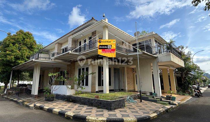 Dijual Rumah Hook Grand Wisata 2,5 Lantai Luas Tanah 240m2, 5 Kamar Tidur View Taman Terdekat Dengan Sekolah Ipeka Dan Al azhar Bisa Kpr Grand Wisata Bekasi 1