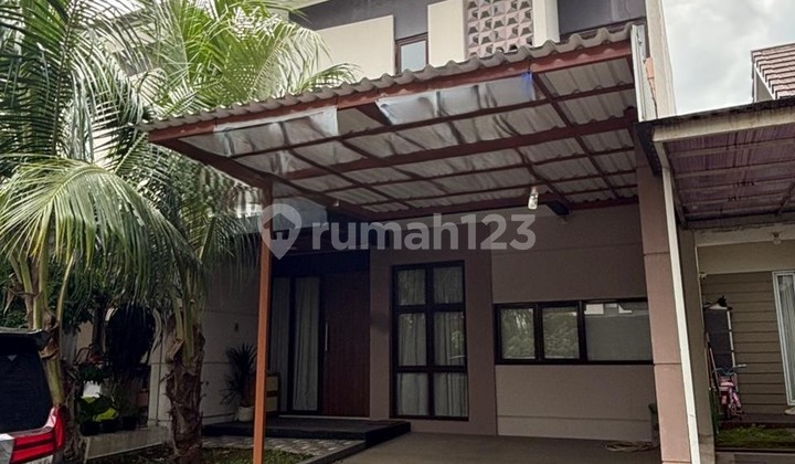 Dijual Rumah New Cerryville 2 Lantai Semi Furnished Siap Huni, 3 Kamar Tidur Ada Ruang Terbuka dan Taman di Belakang, bisa KPR, Fasilitas Sekolah Ipeka dan Al Azhar, Mal Living World, Tol Tambun, Grand Wisata Bekasi 1