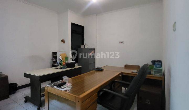 Disewakan Ruko 3 Lantai Luas 220 M2 Siap Pakai Furnished Cocok Dijadikan Tempat Usaha Atau Kantor Ex Bank Danamon 1 Km Dari Pintu Tol Moch Toha Bandung 2