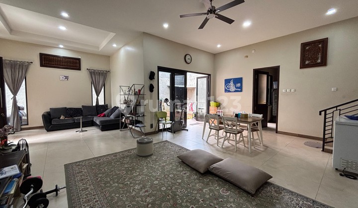 Disewakan Rumah Hook Grand Wisata Full Furnished, 2 Lantai 3+1 Kamar Tidur, Akses Langsung Tol Tambun Grand Wisata Bekasi Disewakan Rumah Hook Grand Wisata Full Furnished, 2 Lantai 3+1 Kamar Tidur, Akses Langsung Tol Tambun Grand Wisata Bekasi