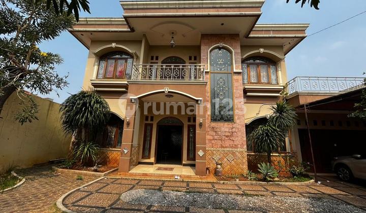 Dijual Rumah Cijantung  2 Lantai, Luas Tanah 720m2, Siap Huni, 7+1 Kamar Tidur, SHM, Bisa KPR Hanya 1km ke Tol Jor Jakarta Timur