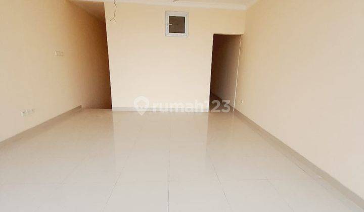 Dijual Ruko Grand Wisata 3 Lantai, Siap Pakai Cocok dijadikan Kantor, Sekolah, Lestoran atau tempat usaha lainnya, Parkir Luas, Free Biaya Parkir, Akses Langsung Tol Tambun Grand Wisata Bekasi  2