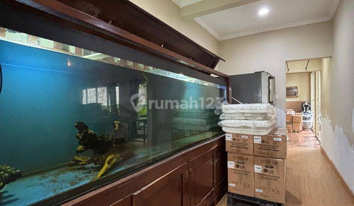 Disewakan Rumah Grand Wisata 2 Lantai, Kamar 3+1 Dekat Dengan Mall Living World, Akses Langsung Tol Tambun 2