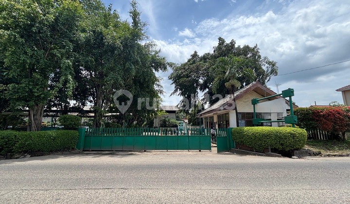 Dijual Gudang Jalan Raya Setu, Luas 8,995M2, Row Jalan Muat Countainer 40 Feet, Terdapat Mess Karyawan, bisa Cash Maupun Kredit, Akses Hanya 1Km Dari Tol Setu Utara, dan Kawasan Industri Mm2100, Mekarwangi Setu Bekasi